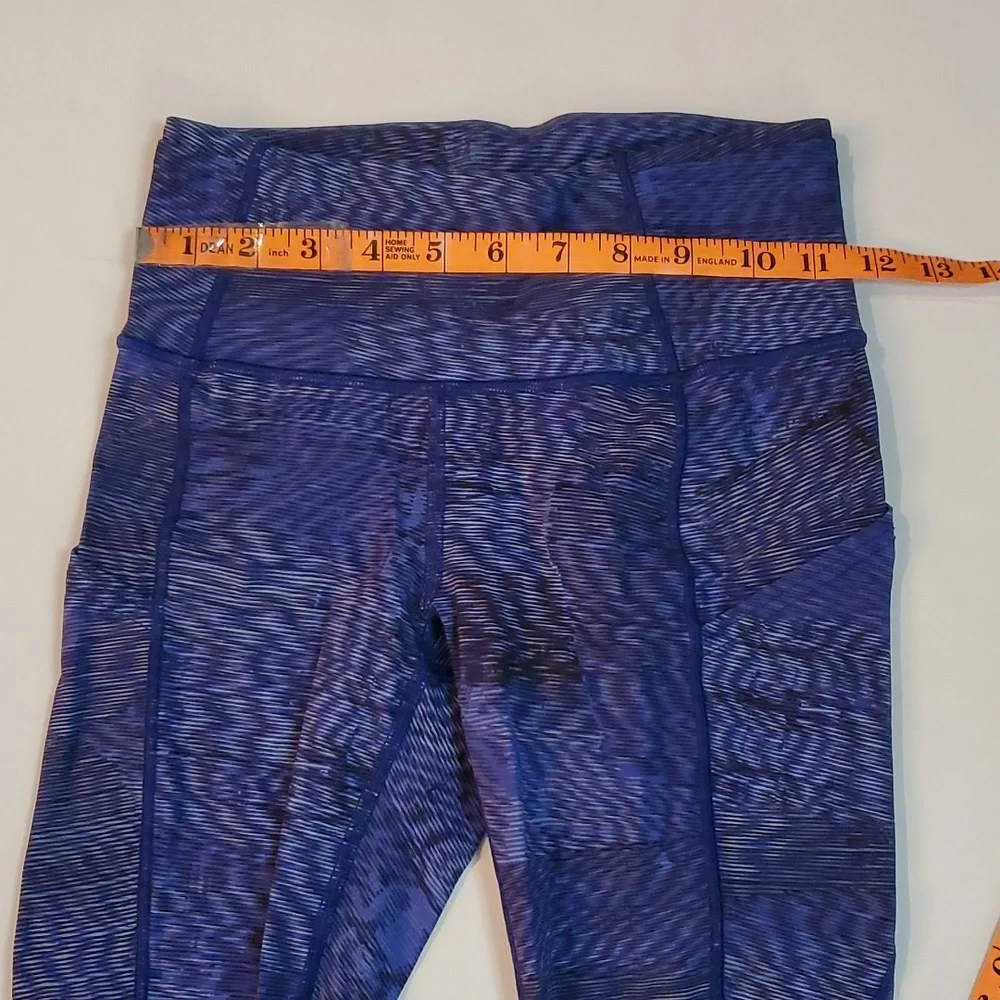 #938 Lululemon leggings size 4 b576.